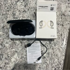 NWT open ear clip wireless ear buds